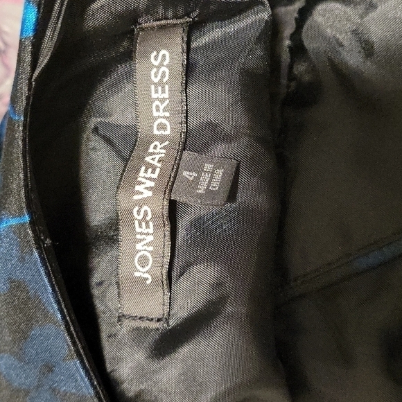 Jones New York - Jones Wear Dress Blue Floral Sheath Dress 4 - Picture 7 of 8